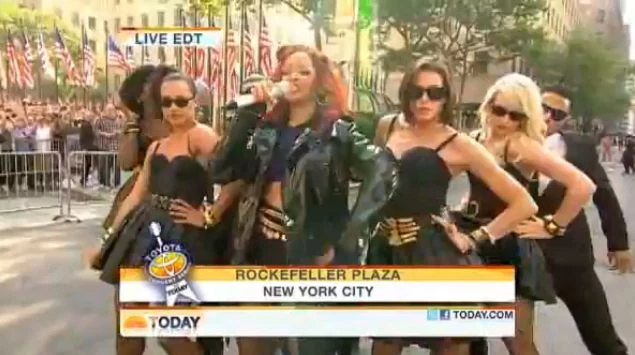 YouTube - Rihanna - S&M On the Today Show YouTube - Rihanna - S&M On the Today Show