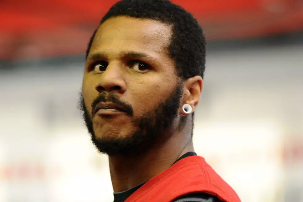 Flint’s Anthony Dirrell Receives Honors From Mayor Dayne Walling